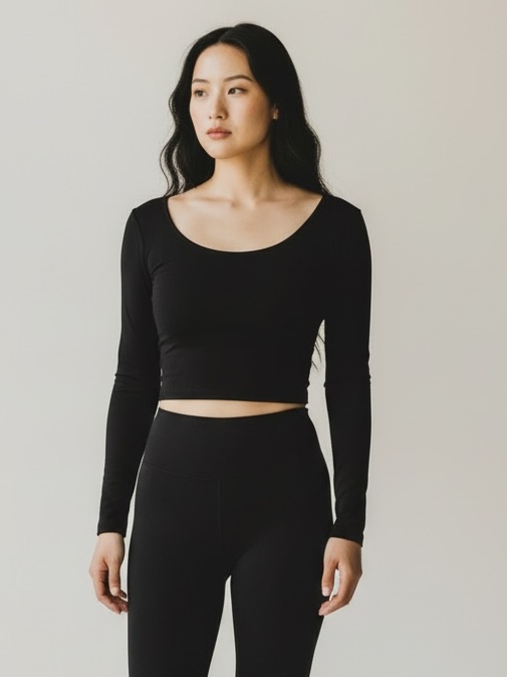 NWT Offline by Aerie Women's Seamless Black Long Sleeve Crop Top
